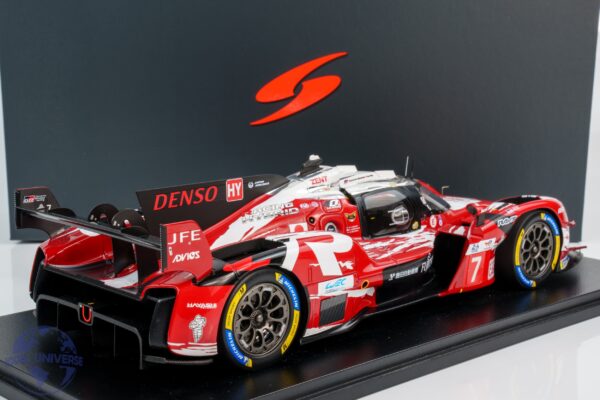 Spark - 1:18 Toyota GR010 Hybrid No.7 Gazoo Racing 5th Place 2025 24h Le Mans - M.Conway, K.Kobayashi, N.De Vries - Resin Model 11 Spark - 1:18 Toyota GR010 Hybrid No.7 Gazoo Racing 5th Place 2025 24h Le Mans - M.Conway, K.Kobayashi, N.De Vries - Resin Model
