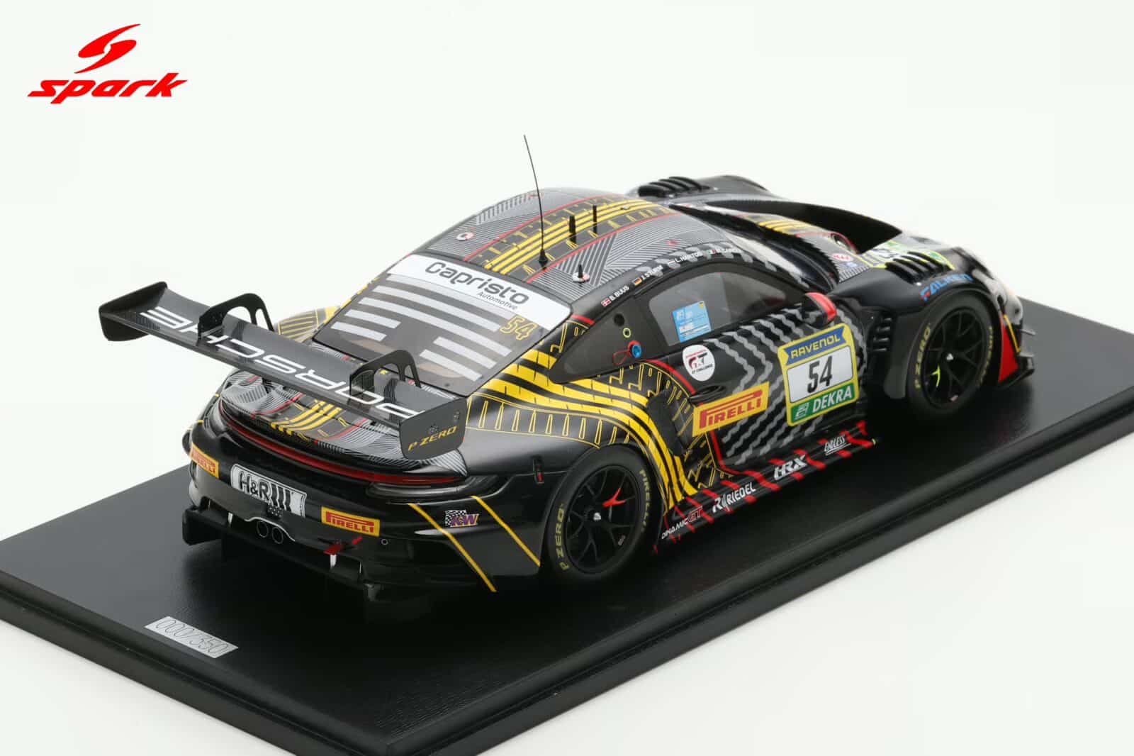 Spark 1:18 Porsche 911 GT3 R No.54 Dinamic GT 3rd 24h Nurburgring