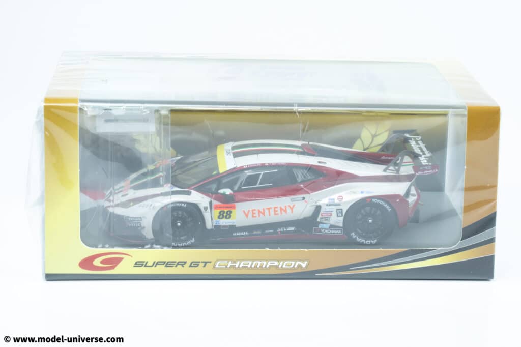 Spark - 1:43 Lamborghini GT3 Venteny No.88 JLOC Champion