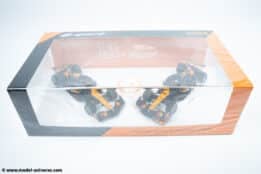 Spark - 1:43 McLaren MCL38 2024 Constructors Champion 2-Car Set with Pitboard - Resin Model