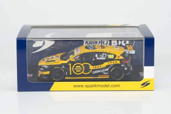 Spark 1:43 Ford Focus No.100 Ashley Sutton 100 Years of NAPA Brands Hatch Indy 2025 (UK041) Limited Edition Resin Model 7 Spark 1:43 Ford Focus No.100 Ashley Sutton 100 Years of NAPA Brands Hatch Indy 2025 (UK041) Limited Edition Resin Model