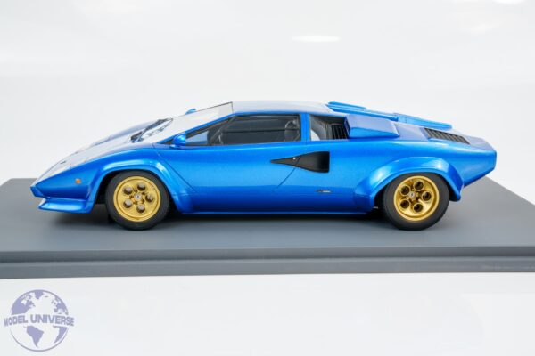 Schuco - 1:18 Lamborghini Countach LP5000 S Blue - Resin Model 15 Schuco - 1:18 Lamborghini Countach LP5000 S Blue - Resin Model