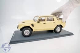 Schuco 45066800 Lamborghini LM002 Saudi Arabian Army Beige Resin Model 2