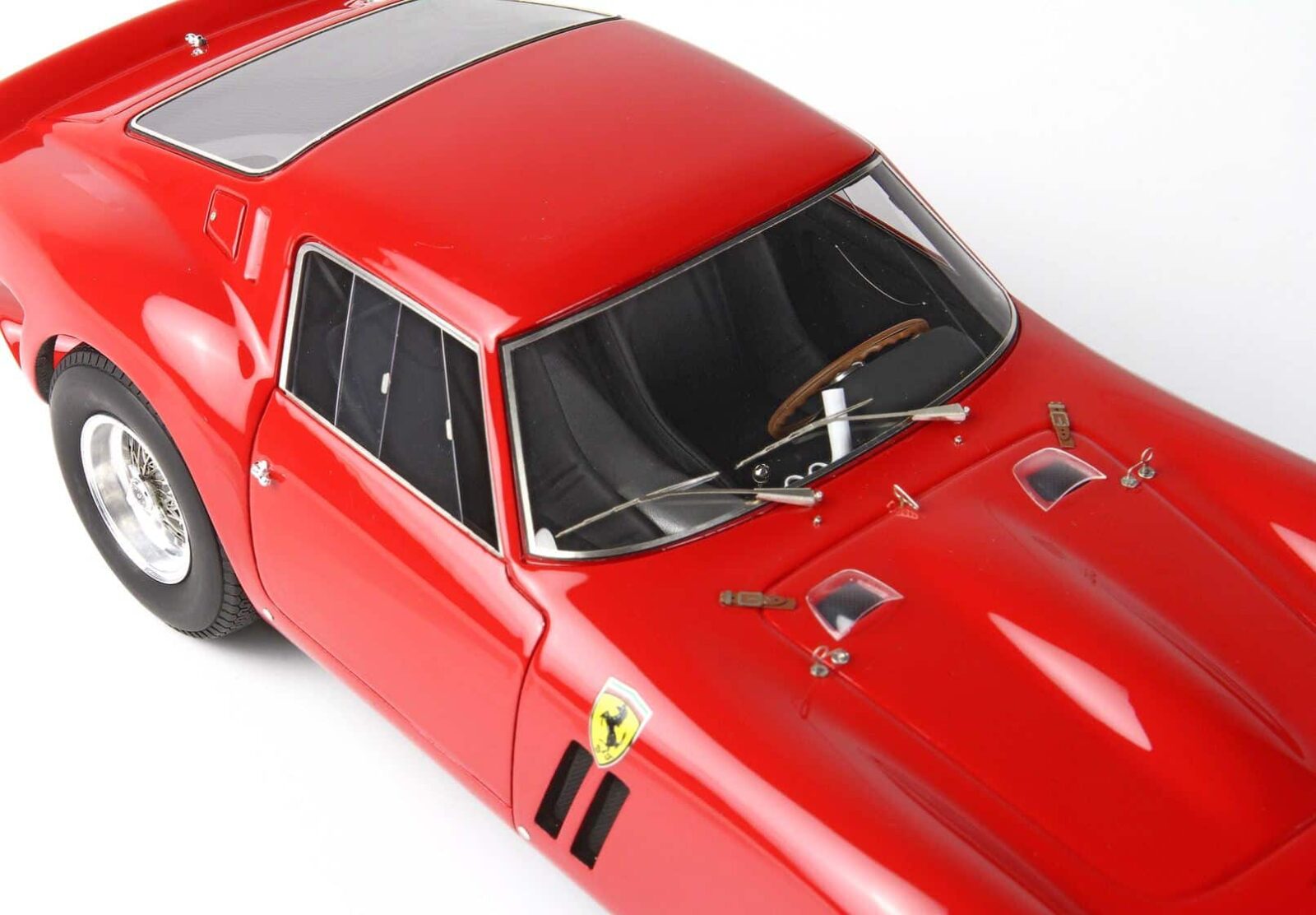 BBR 1:18 Ferrari 250 GTO 1962 Red with Showcase (BBR1807C) Limited