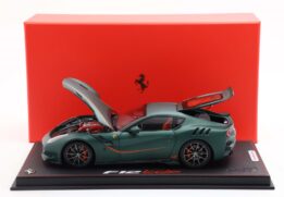 1:18 Ferrari F12 TDF Matt Green Tailor Made - Limited Edition Diecast Full-Opening Model - BBR Models