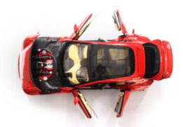 BBR - 1:18 Ferrari Purosangue Diecast Panoramic Roof Rosso Corsa (Luxury Pack) with Showcase