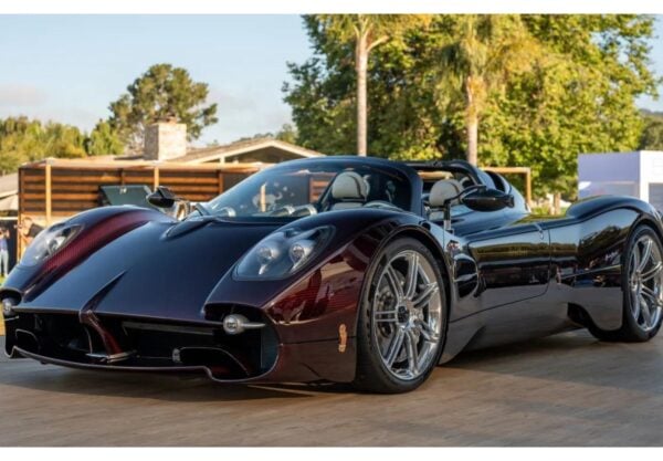 BBR - 1:18 Pagani Utopia Roadster Habanero Pebble Beach Launch Car Full Carbon Red - Limited Edition Resin Model