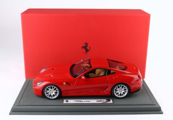 1:18 Ferrari 599 GTB Fiorano 2006 Manual Rosso Corsa, Tan Interior (Made in Italy) - Limited Edition Resin Model by BBR Models - Image 2