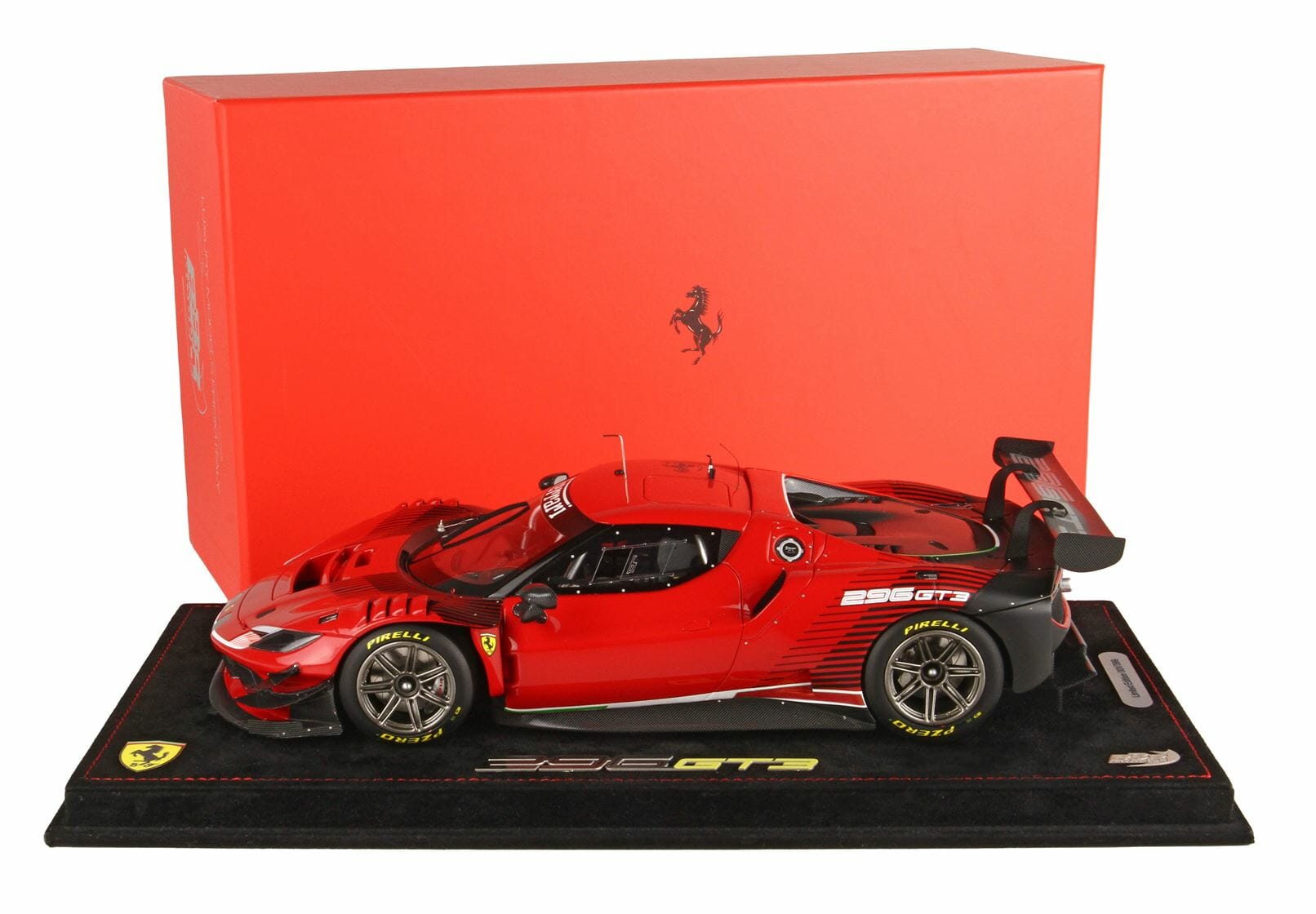 BBR 1:18 Ferrari 296 GT3 2022 with showcase