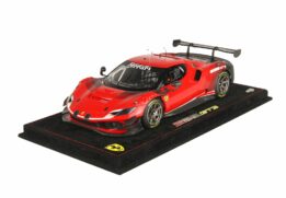 BBR 1:18 Ferrari 296 GT3 2022 with showcase