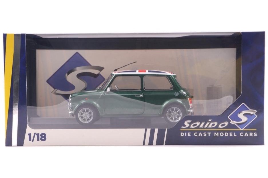Solido 1:18 Mini Cooper Sport British Racing Green & Union Jack Flag 1997 (S1800612) Diecast Model 4 Solido 1:18 Mini Cooper Sport British Racing Green & Union Jack Flag 1997 (S1800612) Diecast Model - Image 4