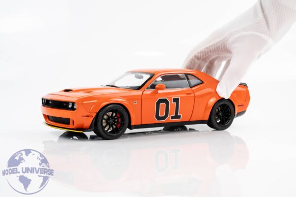 Solido 1:18 Dodge Challenger R/T Scat Pack Widebody "General Lee" Orange 2023 - Diecast Model 14 Solido 1:18 Dodge Challenger R/T Scat Pack Widebody