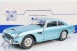Solido - 1:18 Aston Martin DB5 1964 Light Metallic Blue - Diecast Model