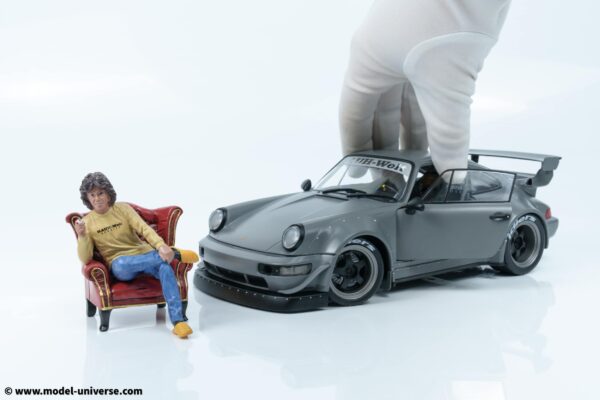Solido - 1:18 RWB Bodykit Nardo Grey 2024 with Akiri Nakai Figure in Chair - Limited Edition Diecast Model 10 Solido 1807517 RWB Porsche 7