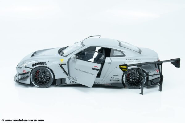 Solido 1:18 Nissan GT-R (R35) Type 2 Liberty Walk LB Works with Kato San Figure (S1805821) Limited Edition Diecast Model 23 Solido - 1:18 Nissan GT-R (R35) Type 2 Liberty Walk LB Works with Kato San Figure - Limited Edition Diecast Model