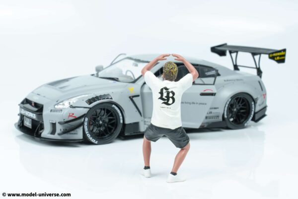 Solido 1:18 Nissan GT-R (R35) Type 2 Liberty Walk LB Works with Kato San Figure (S1805821) Limited Edition Diecast Model 15 Solido - 1:18 Nissan GT-R (R35) Type 2 Liberty Walk LB Works with Kato San Figure - Limited Edition Diecast Model