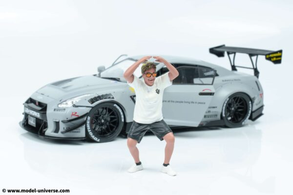 Solido 1:18 Nissan GT-R (R35) Type 2 Liberty Walk LB Works with Kato San Figure (S1805821) Limited Edition Diecast Model 14 Solido - 1:18 Nissan GT-R (R35) Type 2 Liberty Walk LB Works with Kato San Figure - Limited Edition Diecast Model