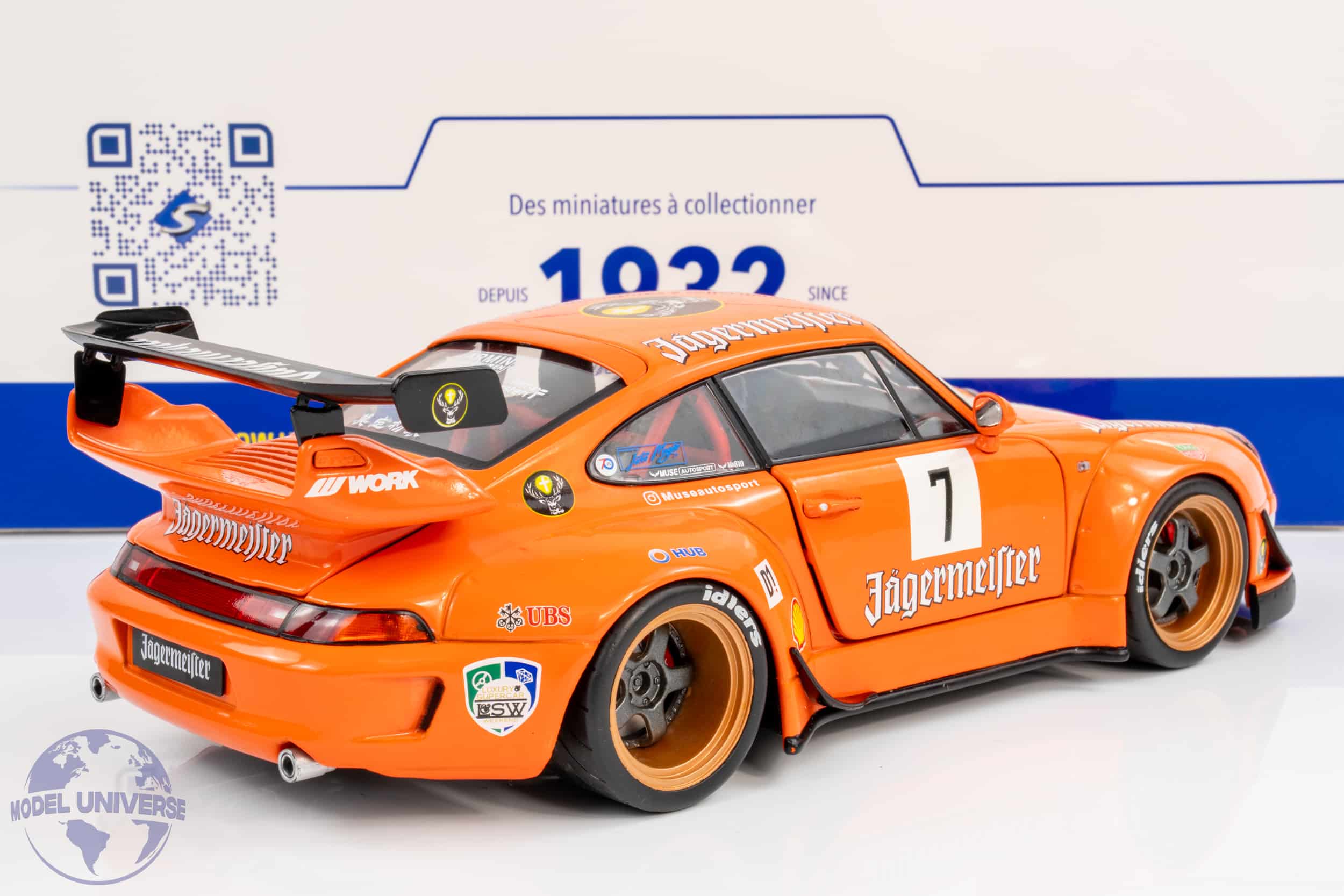 Solido - 1:18 Porsche 911 (993) RWB Jagermeister No.7 Orange 2020 - Diecast Model 3 Solido - 1:18 Porsche 911 (993) RWB Jagermeister No.7 Orange 2020 - Diecast Model