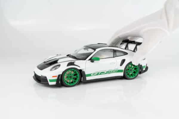 Solido 1:18 Porsche 911 (992) GT3 RS Weissach Package 2024 White with Green Stripes (S1812107) Diecast Model 14 Solido 1:18 Porsche 911 (992) GT3 RS Weissach Package 2024 White with Green Stripes (S1812107) Diecast Model