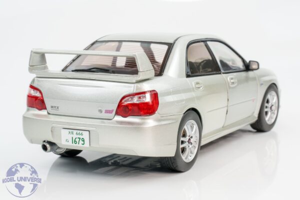 Solido - 1:18 Subaru Impreza WRX STI Silver Metallic 2004 - Diecast Model 18 Solido - 1:18 Subaru Impreza WRX STI Silver Metallic 2004 - Diecast Model