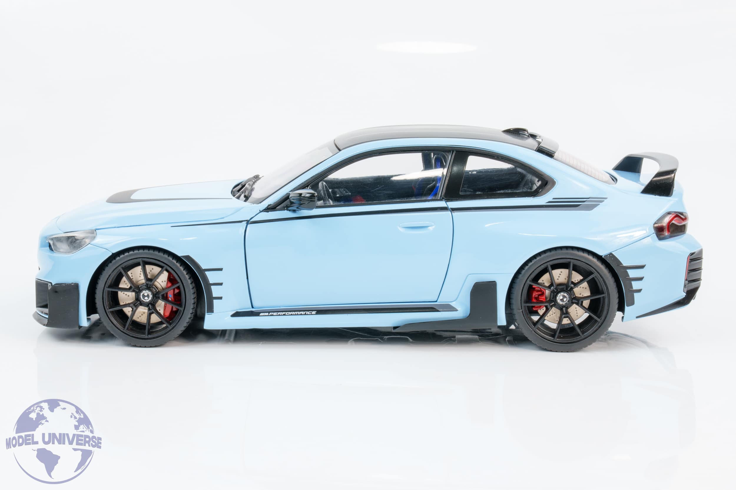 Solido - 1:18 BMW M2 (G87) with Performance Parts Zandvoort Blue 2024 - Diecast Model 10 Solido - 1:18 BMW M2 (G87) with Performance Parts Zandvoort Blue 2024 - Diecast Model