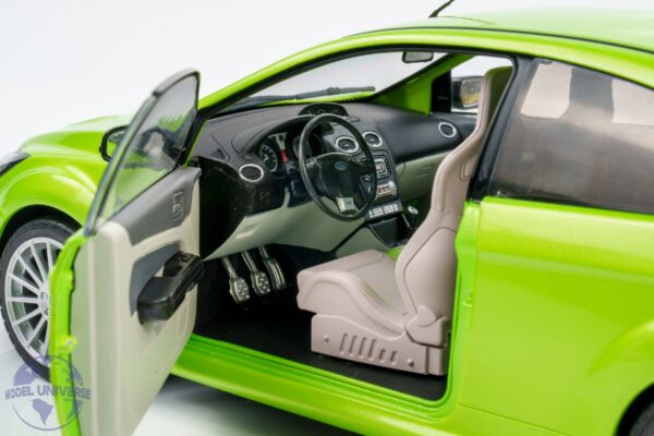 Solido - 1:18 Ford Focus RS 2009 Ultimate Green - Diecast Model 18 Solido - 1:18 Ford Focus RS 2009 Ultimate Green - Diecast Model
