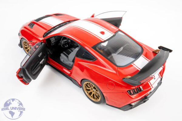 Solido - 1:18 Ford Shelby Mustang Super Snake Race Red 2025 - Diecast Model 18 Solido - 1:18 Ford Shelby Mustang Super Snake Race Red 2025 - Diecast Model