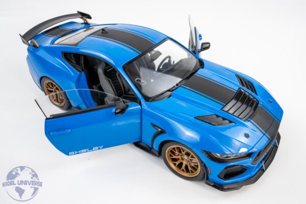 Solido - 1:18 Ford Shelby Mustang Super Snake Grabber Blue 2025 - Diecast Model 20 Solido - 1:18 Ford Shelby Mustang Super Snake Grabber Blue 2025 - Diecast Model