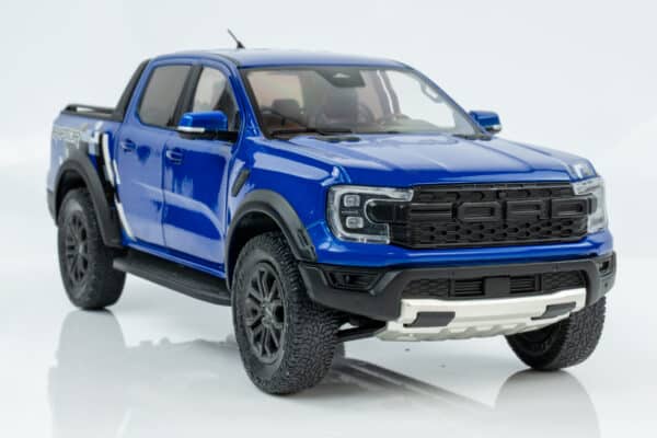 Solido - 1:18 Ford Ranger Raptor Lightning Blue 2023 - Diecast Model 15 Solido - 1:18 Ford Ranger Raptor Lightning Blue 2023 - Diecast Model