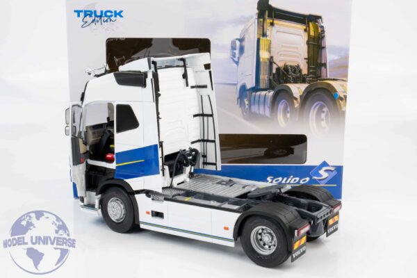 Solido - 1:24 Volvo FH16 Globetrotter Goteberg Edition Sweden 2019 - Diecast Model 10 Solido - 1:24 Volvo FH16 Globetrotter Goteberg Edition Sweden 2019 - Diecast Model