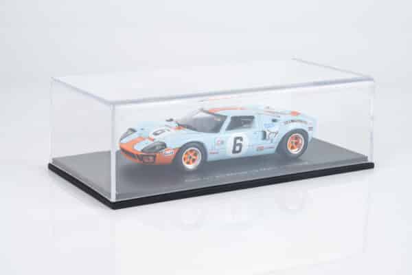 Spark 1:43 Ford GT 40 No.6 Winner 24H Le Mans 1969 J. Ickx - J. Oliver (43LM69) Resin Model 5 Spark 1:43 Ford GT40 No.6 Winner 24H Le Mans 1969 Ickx Oliver (43LM69) Resin Model - display case