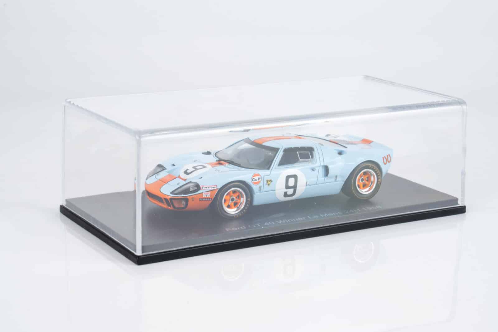 Spark 1:43 Ford GT 40 No.9 Winner 24H Le Mans 1968 P. Rodríguez