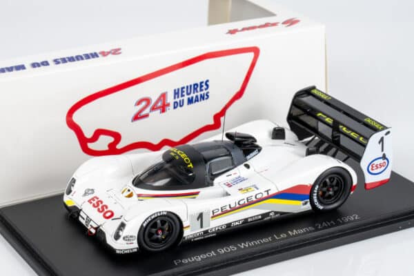 Spark 1:43 Peugeot 905 No.1 Winner 24H Le Mans 1992 Blundell Dalmas Warwick (43LM92) Resin Model - front view