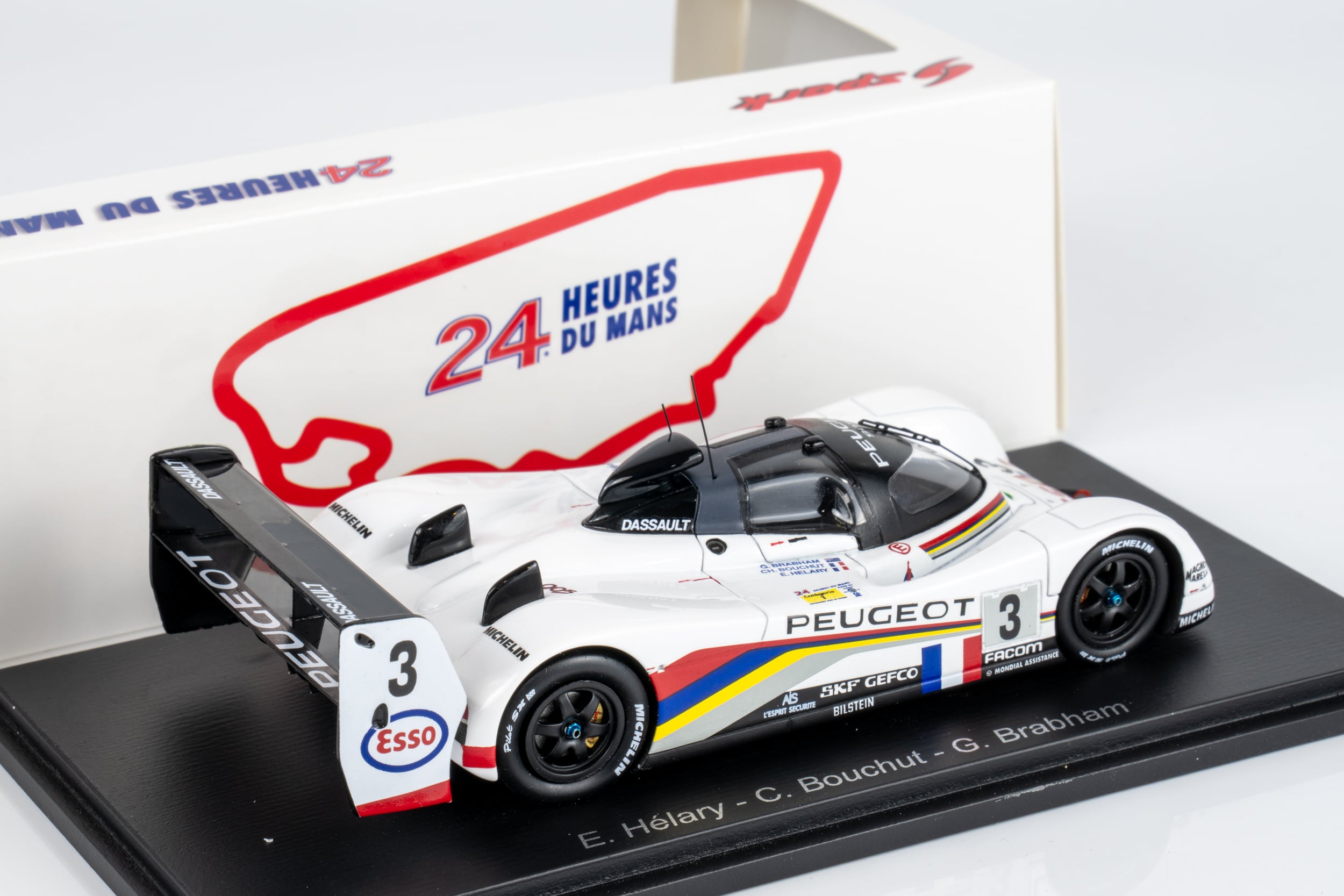 Spark 1:43 Peugeot 905 No.3 Winner 24H Le Mans 1993 E. Hélary - C. Bouchut - G. Brabham (43LM93) Resin Model 2 Spark 1:43 Peugeot 905 No.3 Winner 24H Le Mans 1993 Helary Bouchut Brabham (43LM93) Resin Model - rear view