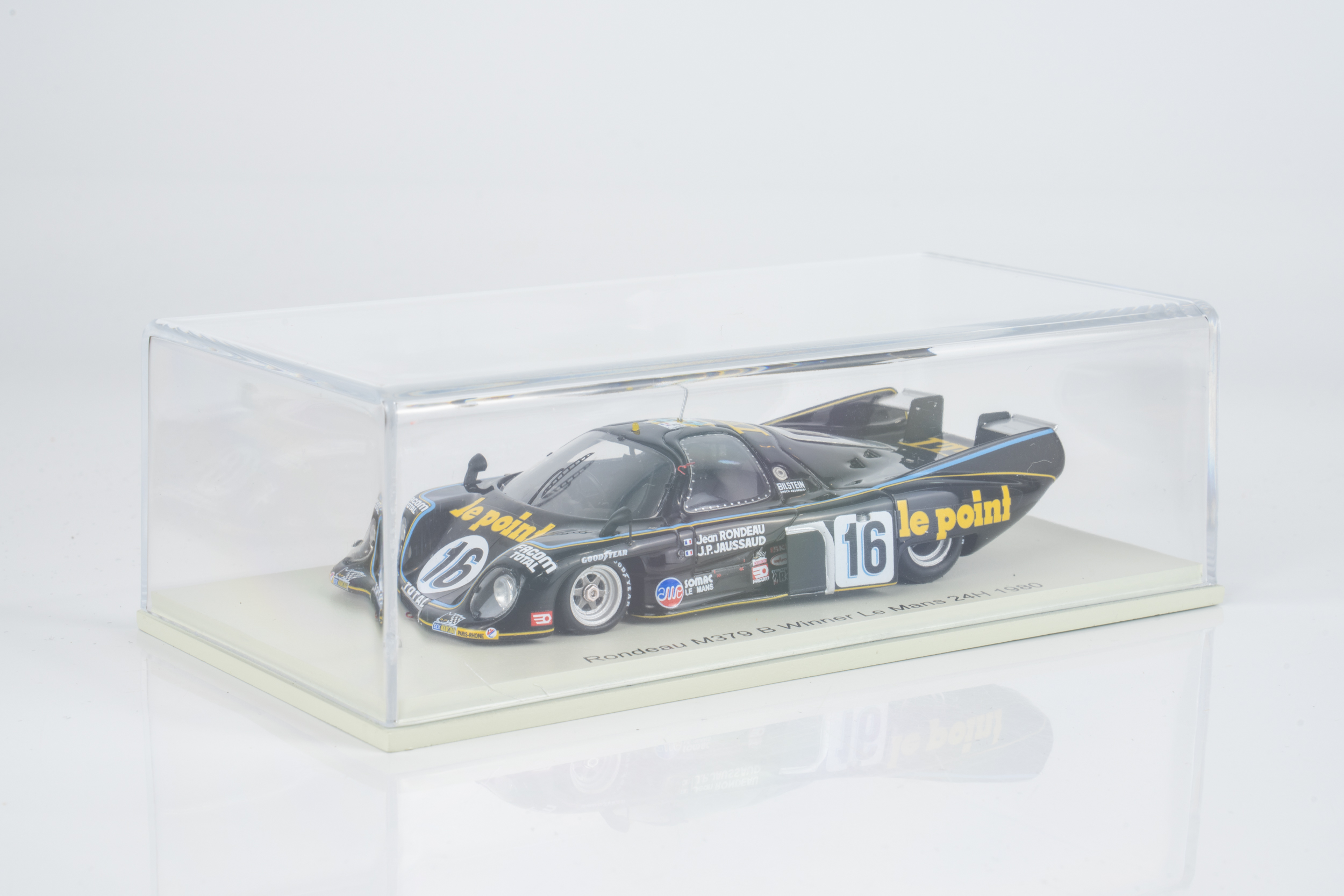 Spark 1:43 Rondeau M379 B No.16 Winner 24H Le Mans 1980 J. Rondeau - J-P Jaussaud (43LM80) Resin Model 3 Spark 1:43 Rondeau M379B No.16 Winner 24H Le Mans 1980 Rondeau Jaussaud (43LM80) Resin Model - display case