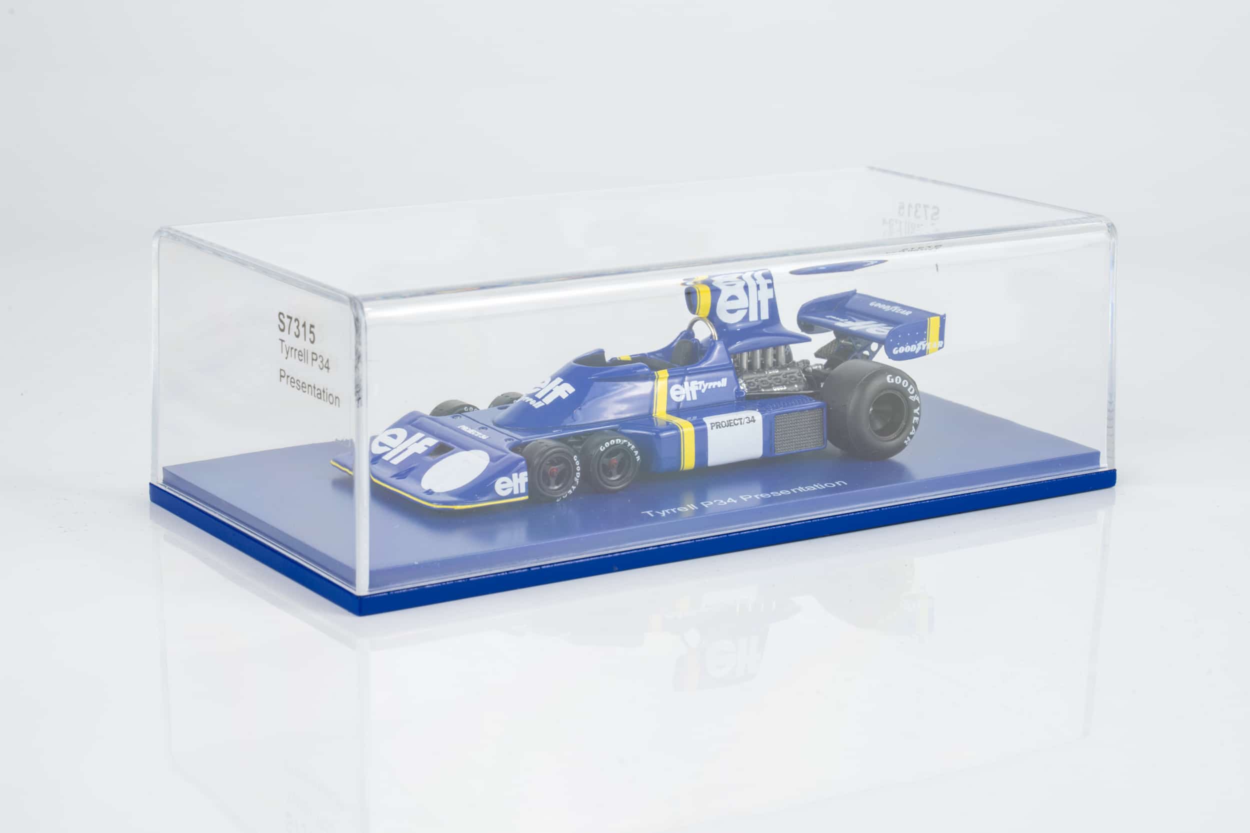 Spark 1:43 Tyrrell P34 F1 Presentation Car 1975 (S7315) Resin Model 3 Spark 1:43 Tyrrell P34 F1 Presentation Car 1975 (S7315) Resin Model - display case