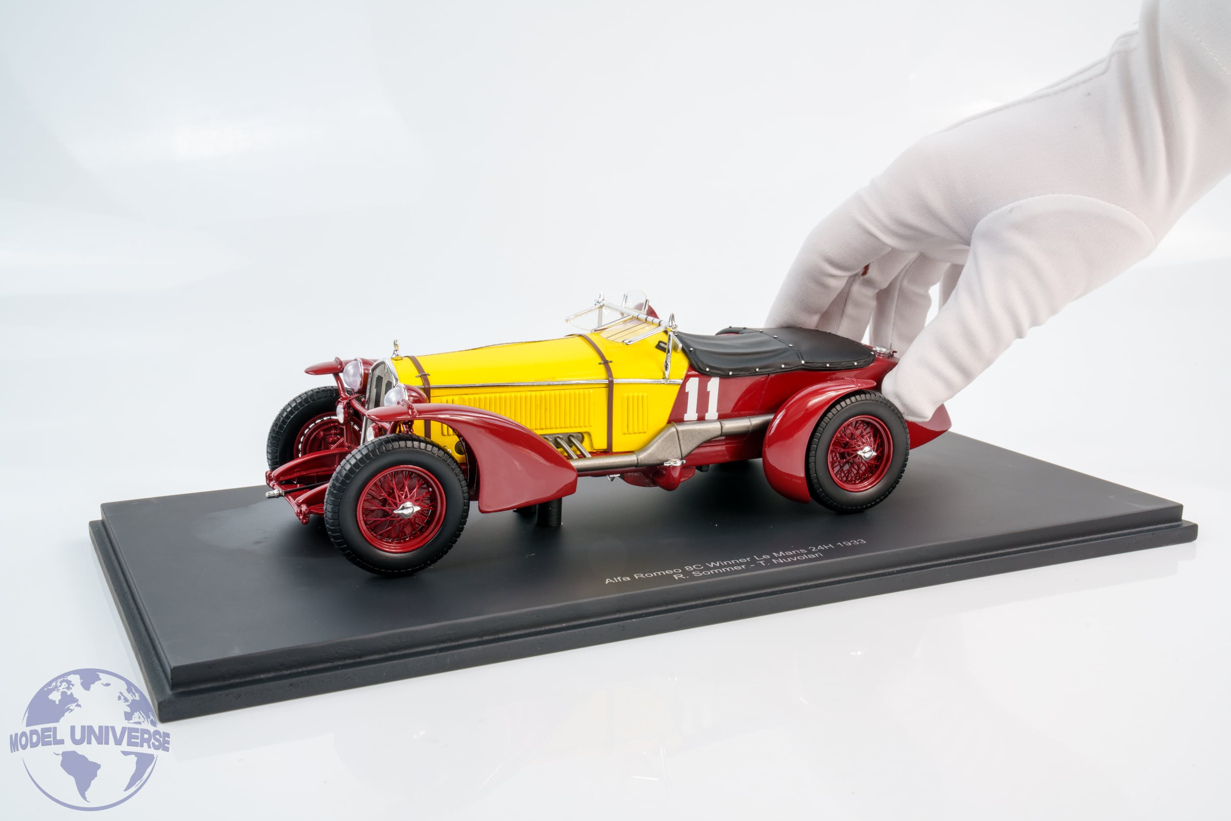 Spark - 1:18 Alfa Romeo 8C Winner 24h Le Mans 1933 Sommer, Nuvolari - Resin Model 4 Spark - 1:18 Alfa Romeo 8C Winner 24h Le Mans 1933 Sommer, Nuvolari - Resin Model