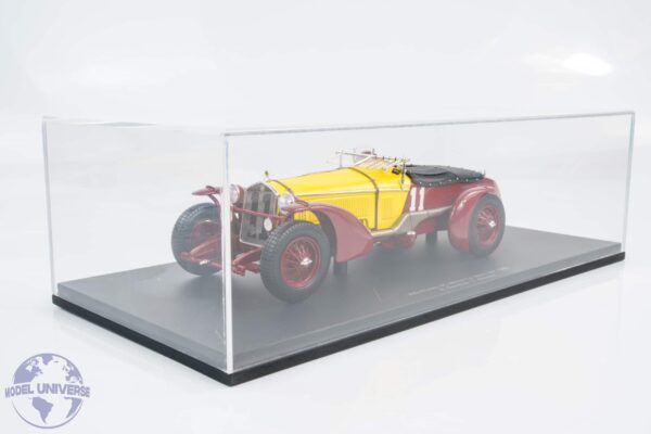 Spark - 1:18 Alfa Romeo 8C Winner 24h Le Mans 1933 Sommer, Nuvolari - Resin Model 10 Spark - 1:18 Alfa Romeo 8C Winner 24h Le Mans 1933 Sommer, Nuvolari - Resin Model
