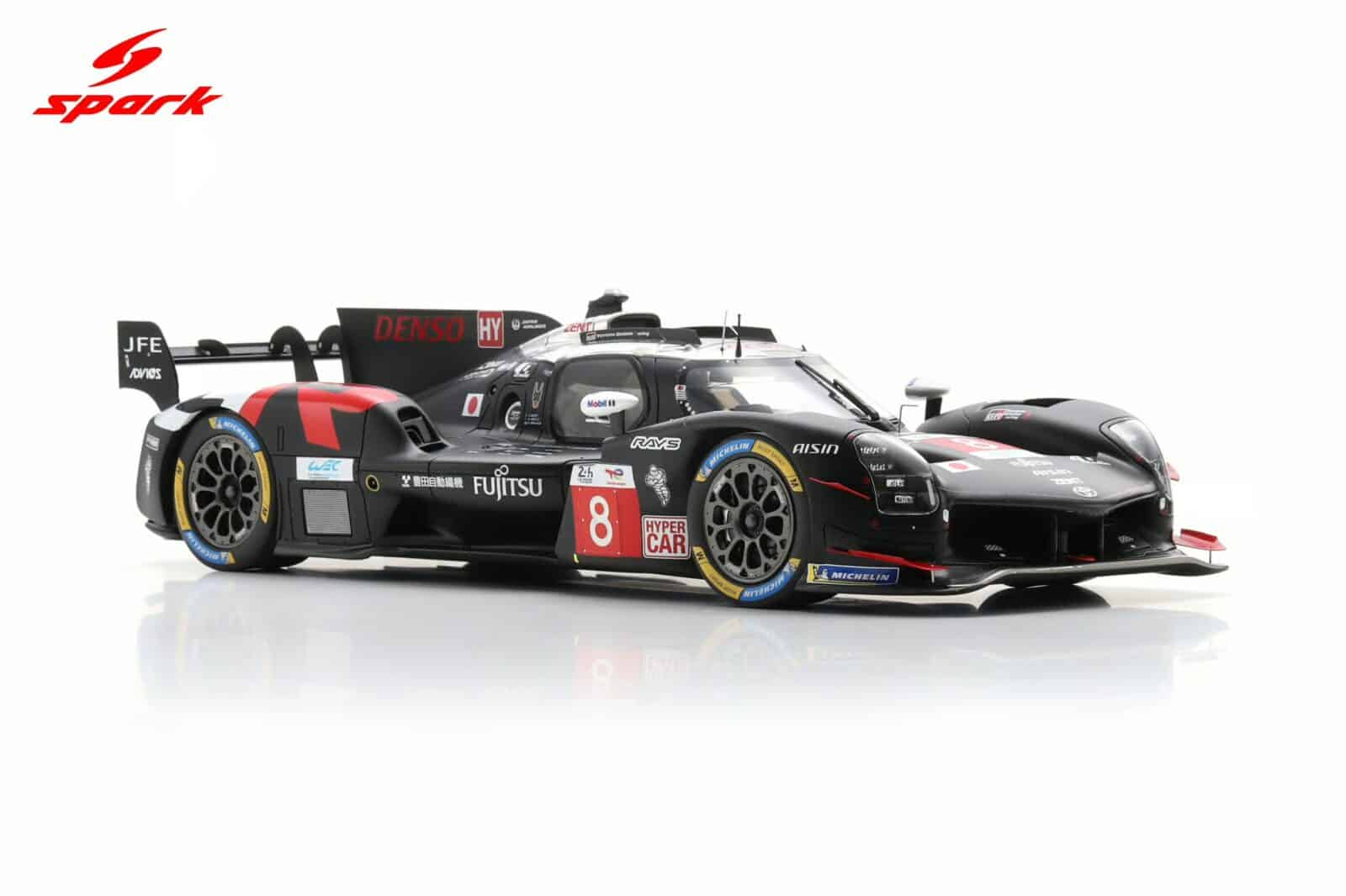Spark 1:18 Toyota GR010 Hybrid No.8 Gazoo Racing 2025 24h Le Mans