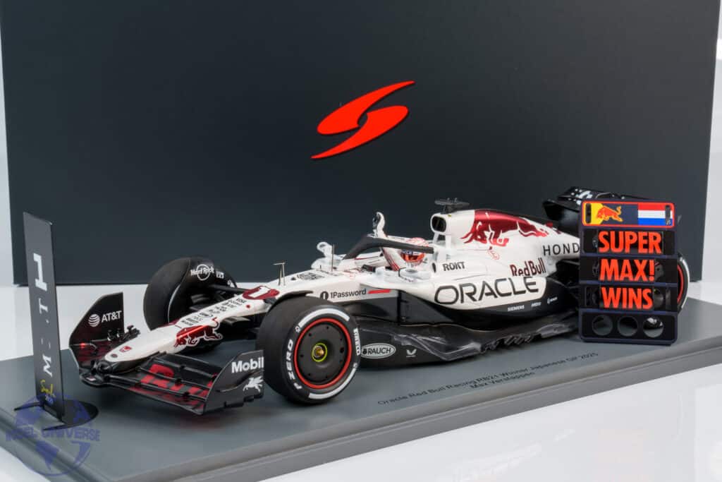 Spark 1:18 Red Bull Racing RB21 No.1 Max Verstappen Winner
