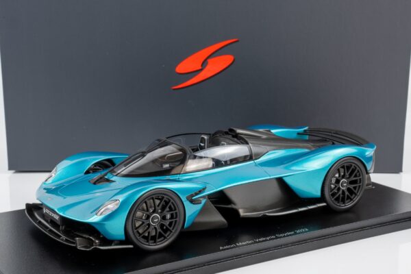 Spark - 1:18 Aston Martin Valkyrie Spider 2024 Blue - Resin Model