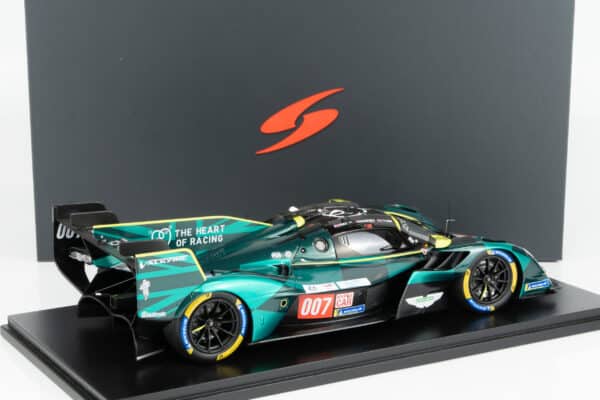 Alternative view of Spark - 1:18 Aston Martin Valkyrie No.007 Thor 2025 24h Le Mans - Tincknell, Gamble, Gunn (18S1050) Resin Model