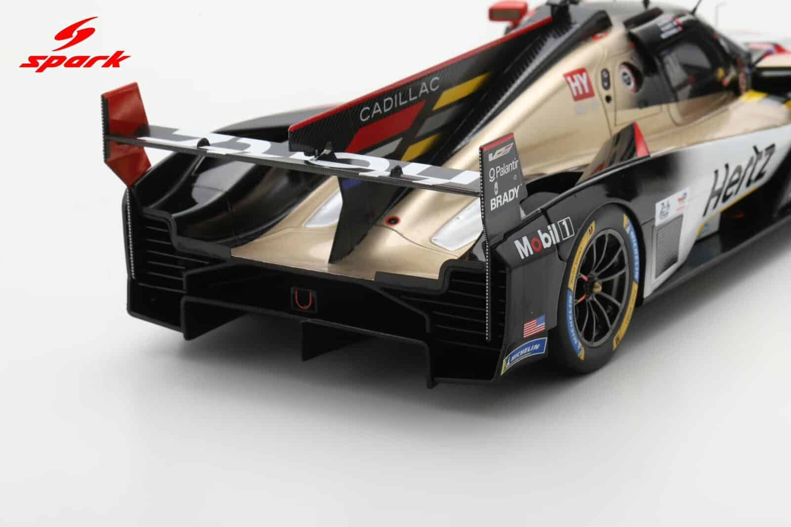 Spark 1:18 Cadillac V-Series R No.12 Hertz Team Jota 4th Place