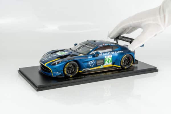 Spark - 1:18 Aston Martin Vantage AMR LMGT3 No.27 Heart of Racing 24h Le Mans 2025 (18S1072) Resin Model 10 Spark - 1:18 Aston Martin Vantage AMR LMGT3 No.27 Heart of Racing 24h Le Mans 2025 (18S1072) Resin Model