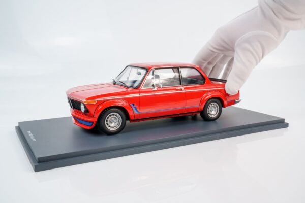 Spark - 1:18 BMW 2002 Turbo 1973 Verona Red - Limited Edition Resin Model 12 Spark - 1:18 BMW 2002 Turbo 1973 Verona Red - Limited Edition Resin Model