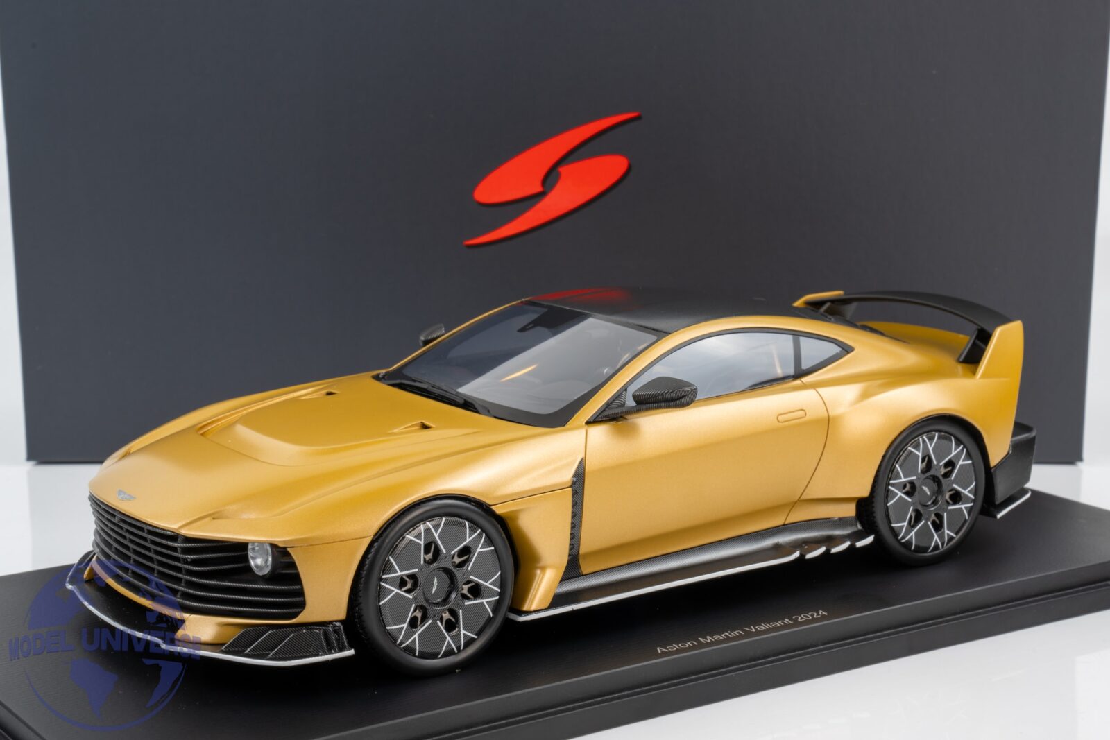 Spark Announces Several Aston Martin Models Including the Valkyrie Pro and Valiant 2 Spark - 1:18 Aston Martin Valiant 2024 Auric Gold - Resin Model