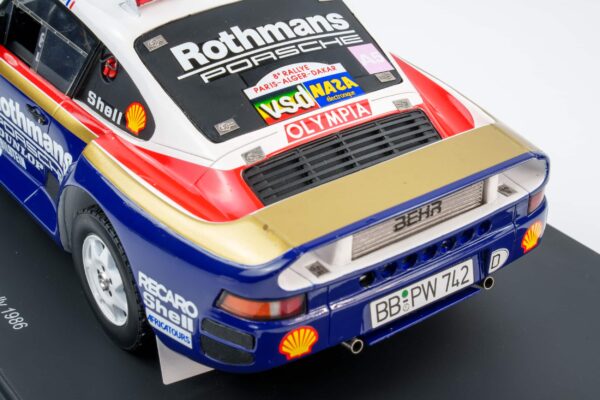 Spark - 1:18 Porsche 959 No.186 Winner Paris Dakar Rally 1986 - Metge, Lemoine - Resin Model 15 Spark - 1:18 Porsche 959 No.186 Winner Paris Dakar Rally 1986 - Metge, Lemoine - Resin Model