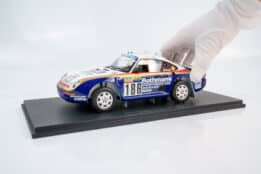 Spark - 1:18 Porsche 959 No.186 Winner Paris Dakar Rally 1986 - Metge, Lemoine - Resin Model