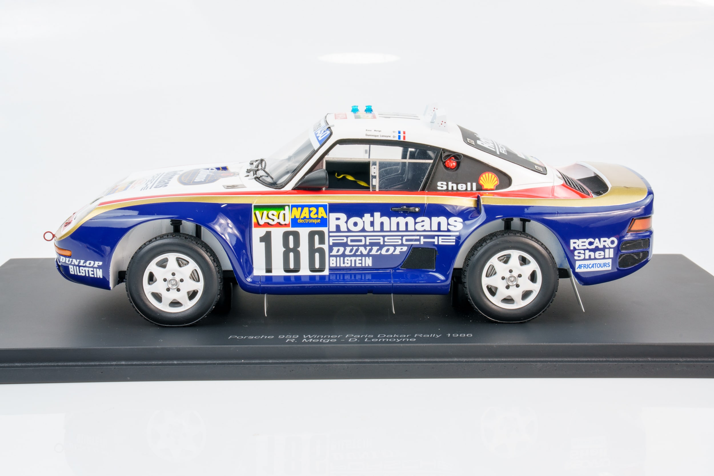 Spark - 1:18 Porsche 959 No.186 Winner Paris Dakar Rally 1986