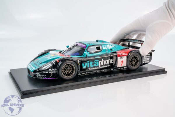 Spark - 1:18 Maserati MC12 GT1 No.1 Winner 24h Spa 2006 - Bertolini, Poele, Bartels - Resin Model 10 Spark - 1:18 Maserati MC12 GT1 No.1 Winner 24h Spa 2006 - Bertolini, Poele, Bartels - Resin Model